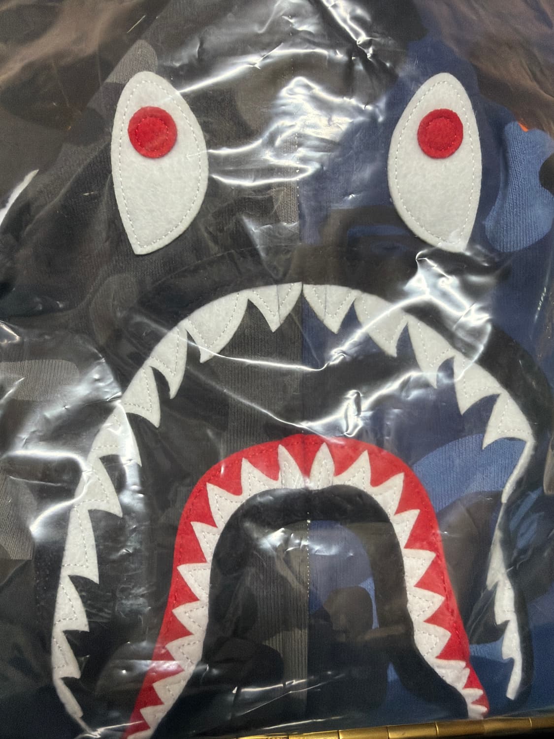 베이프 컬러 카모 세퍼레이트 샤크 풀 집 후드 블랙 네이비 상품이미지2