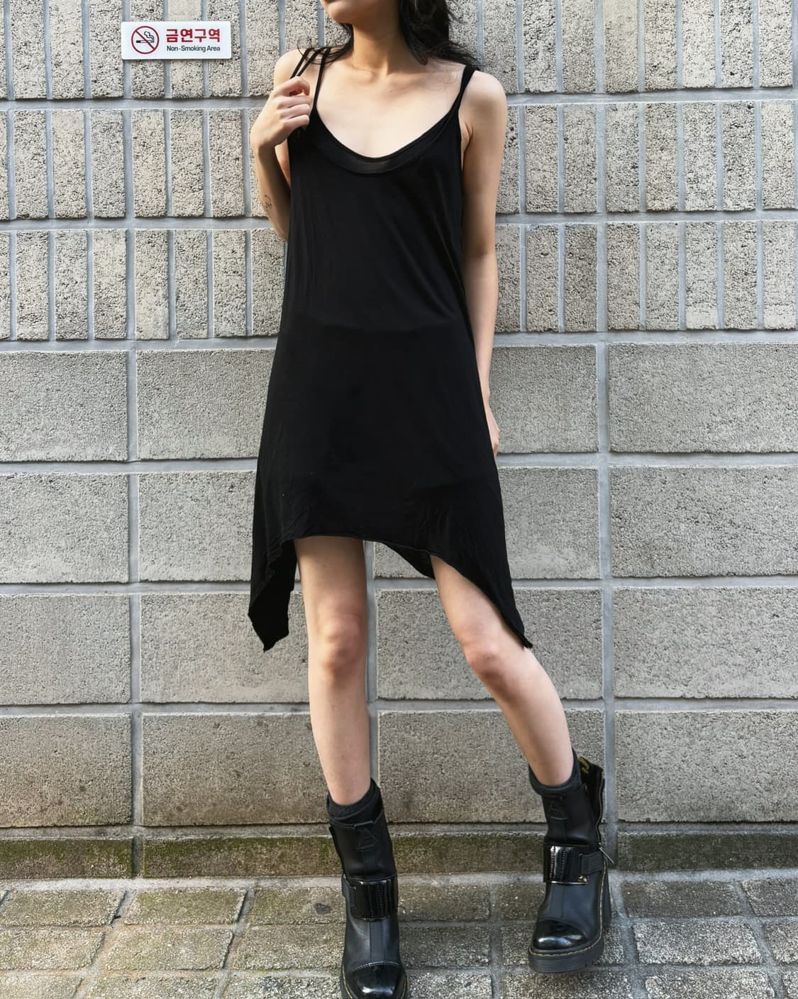 LGB 스트랩 슬리브리스 디테일 원피스 상품이미지7