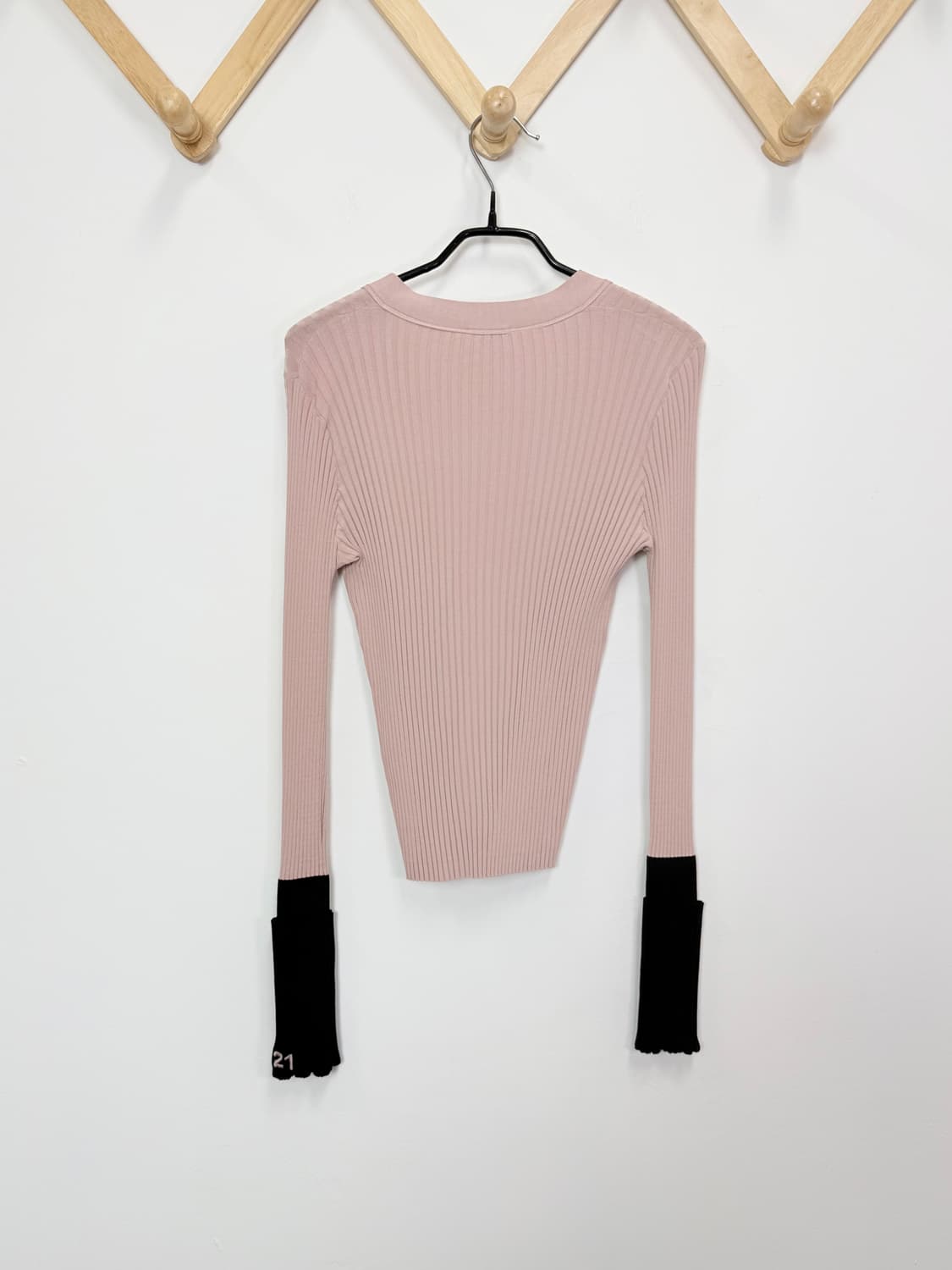 넘버21 투톤 슬림 니트 가디건 상품이미지4