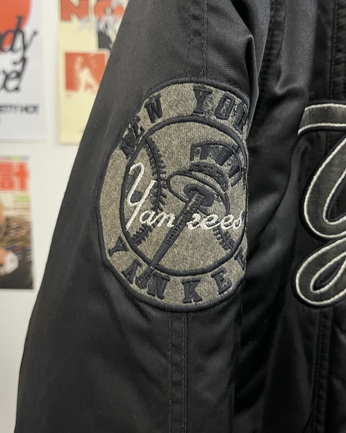 MLB 00s 뉴욕 양키즈 퀼팅 점퍼 블랙 상품이미지7