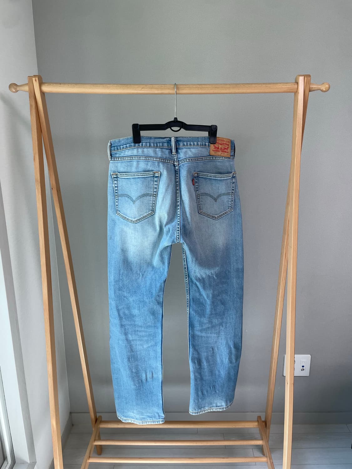 Levi’s 505 레귤러 핏 데님 팬츠 (연청) 상품이미지5