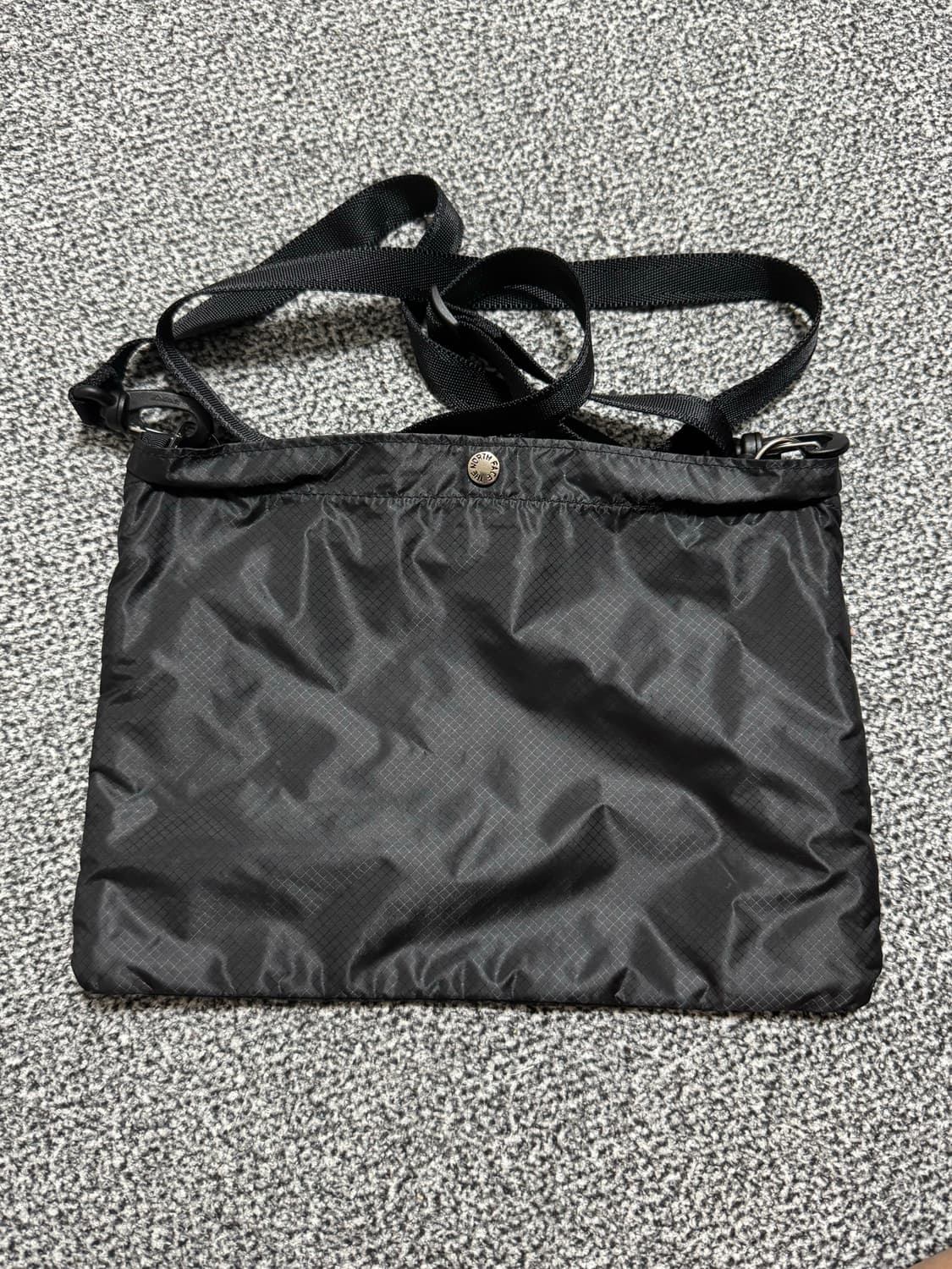 노스페이스 퍼플라벨 샤코슈 나일론 크로스백 상품이미지3