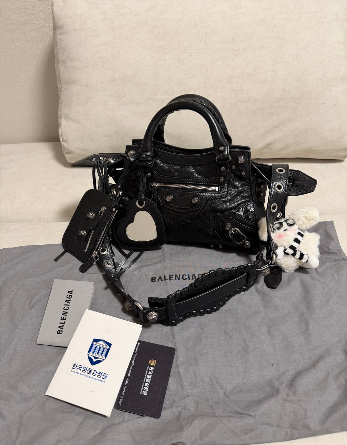 정품 발렌시아가 네오카골 XS 블랙 상품이미지1