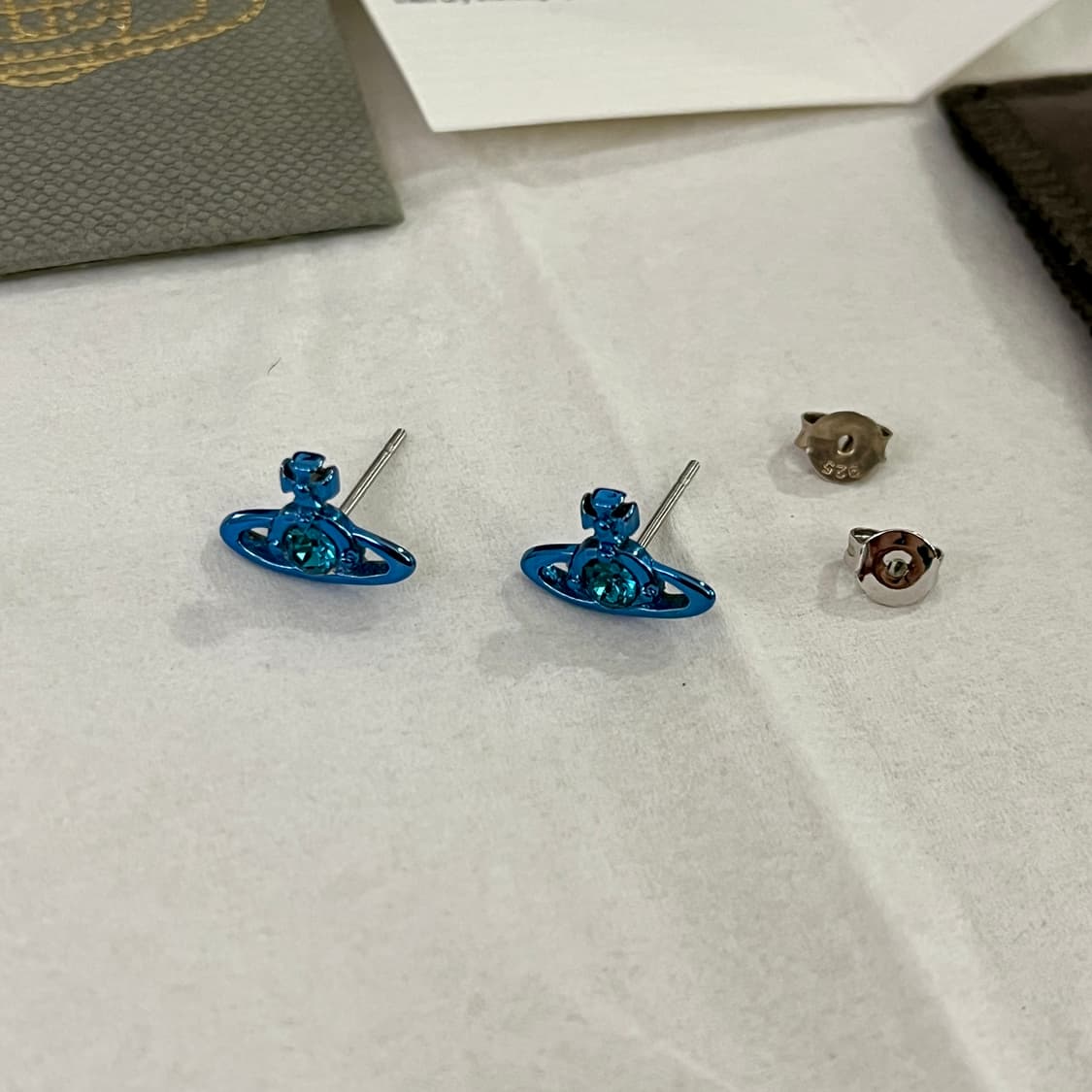 비비안웨스트우드 귀걸이(블루사파이어) 상품이미지2