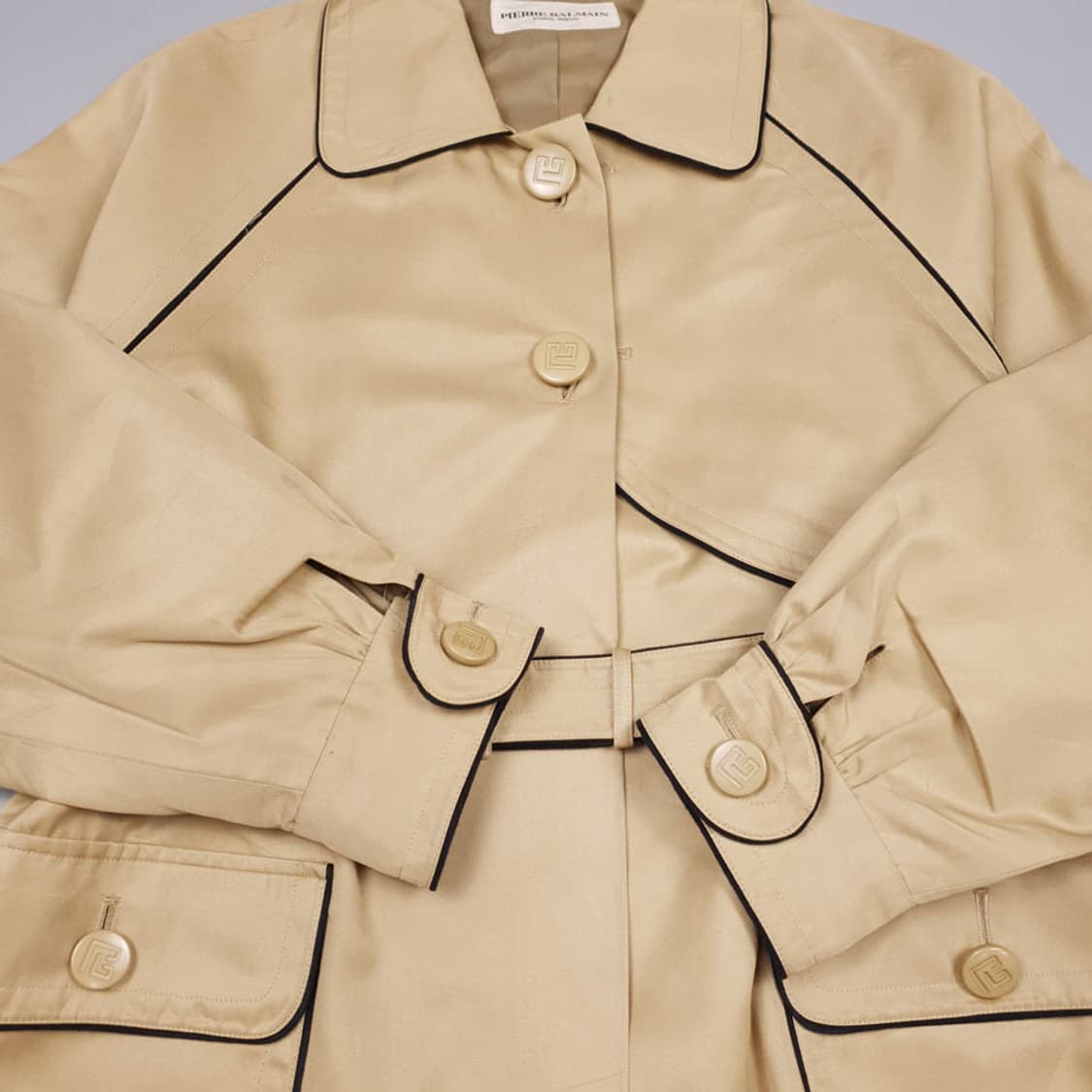 피에르발망 베이지 블랙 라이닝 투버튼 래글런 코트 SI 상품이미지3
