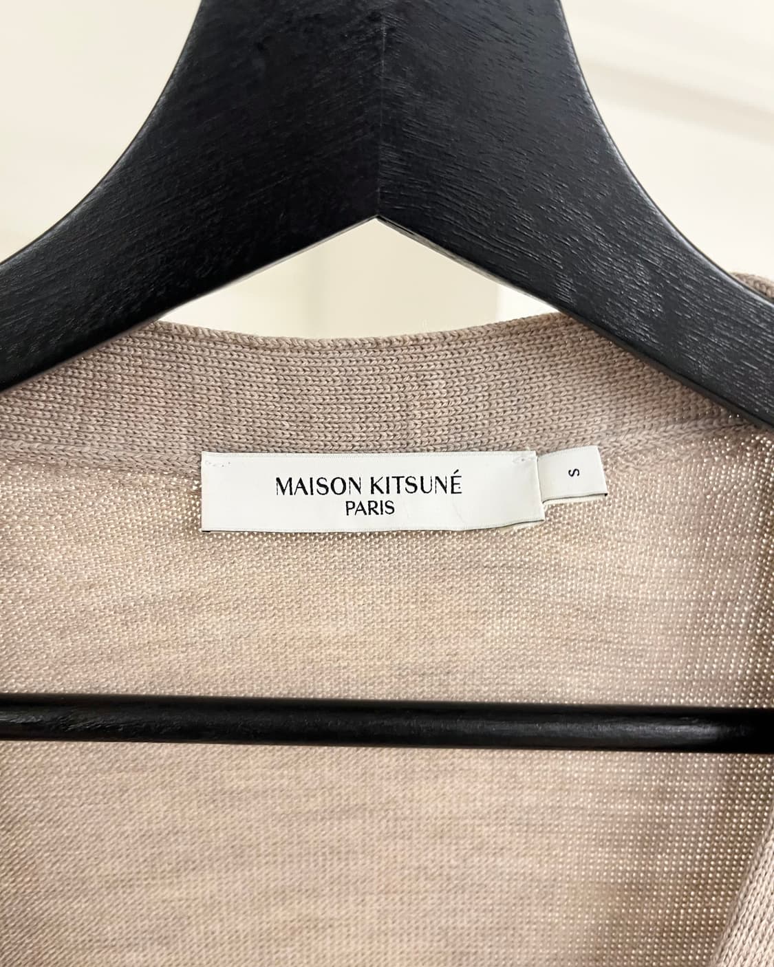 메종 키츠네 베이지 폭스 헤드 패치 클래식 가디건 상품이미지7