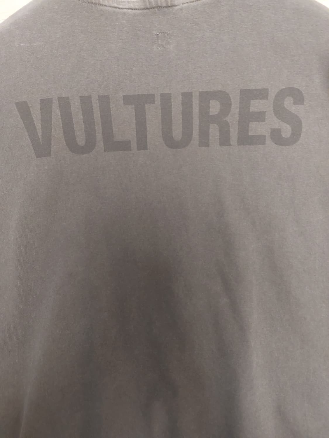 YEEZY 벌쳐스 한국 리스닝파티 머천 후드집업 상품이미지4