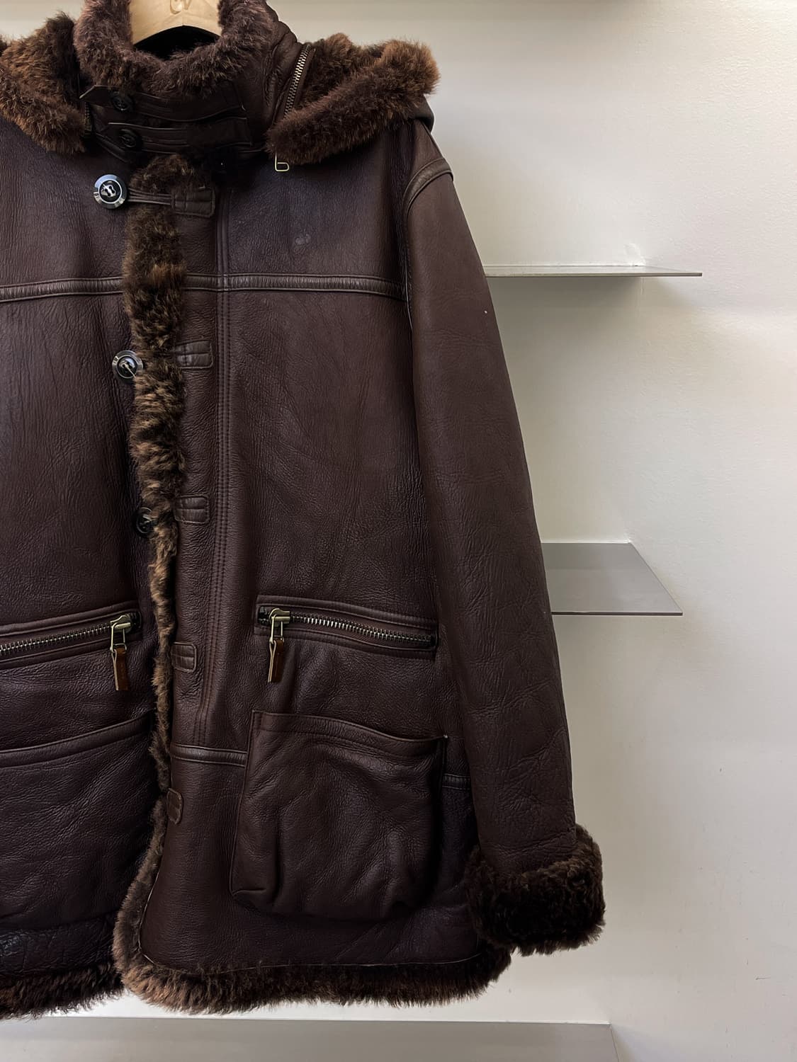 U.S Army U.S.A.F 타입 B-7 플라이트 램스킨 파카 상품이미지3