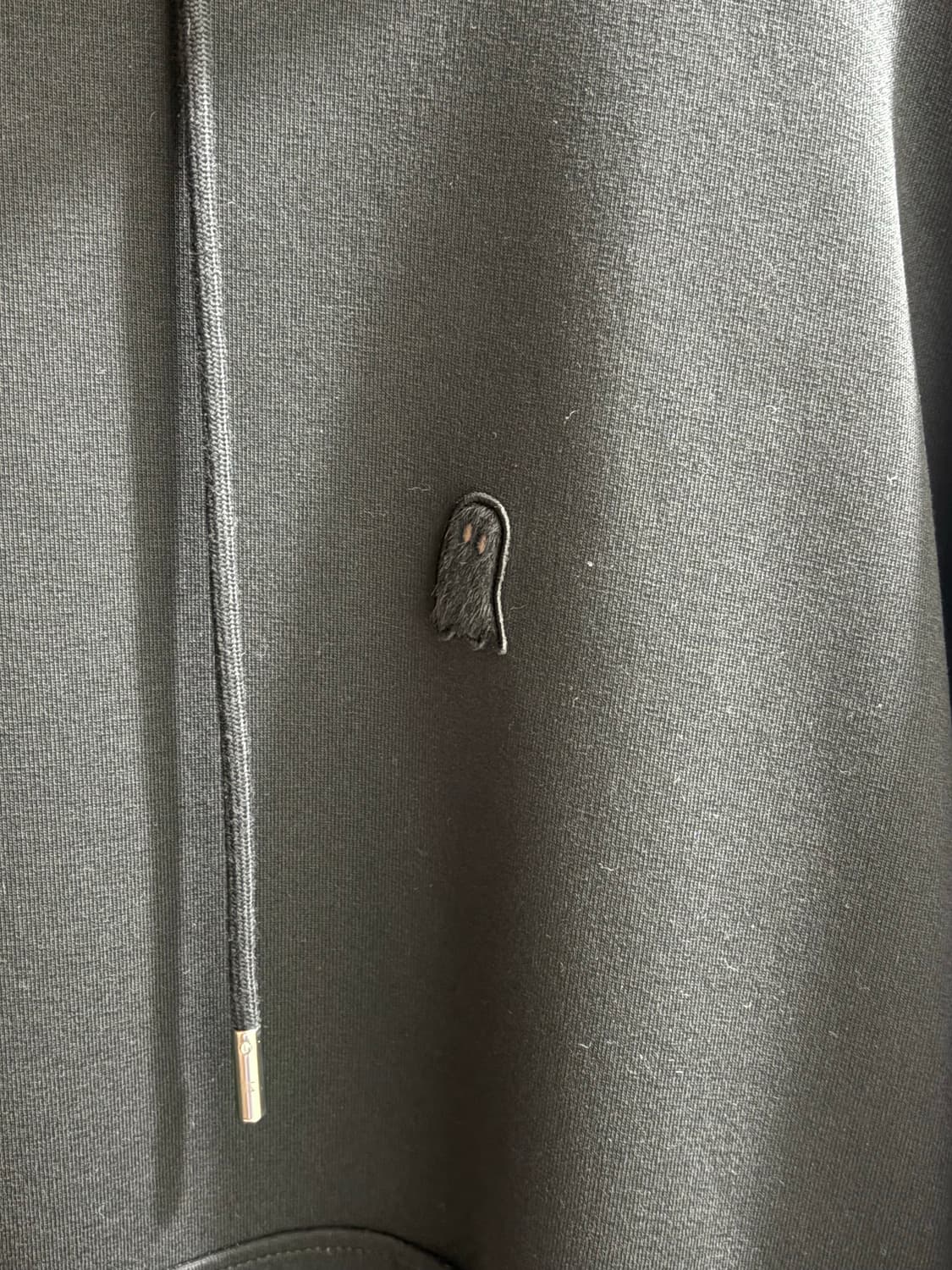 지오송지오 - 셈블런스 그라데이션 아트워크 후드 블랙 110 상품이미지9