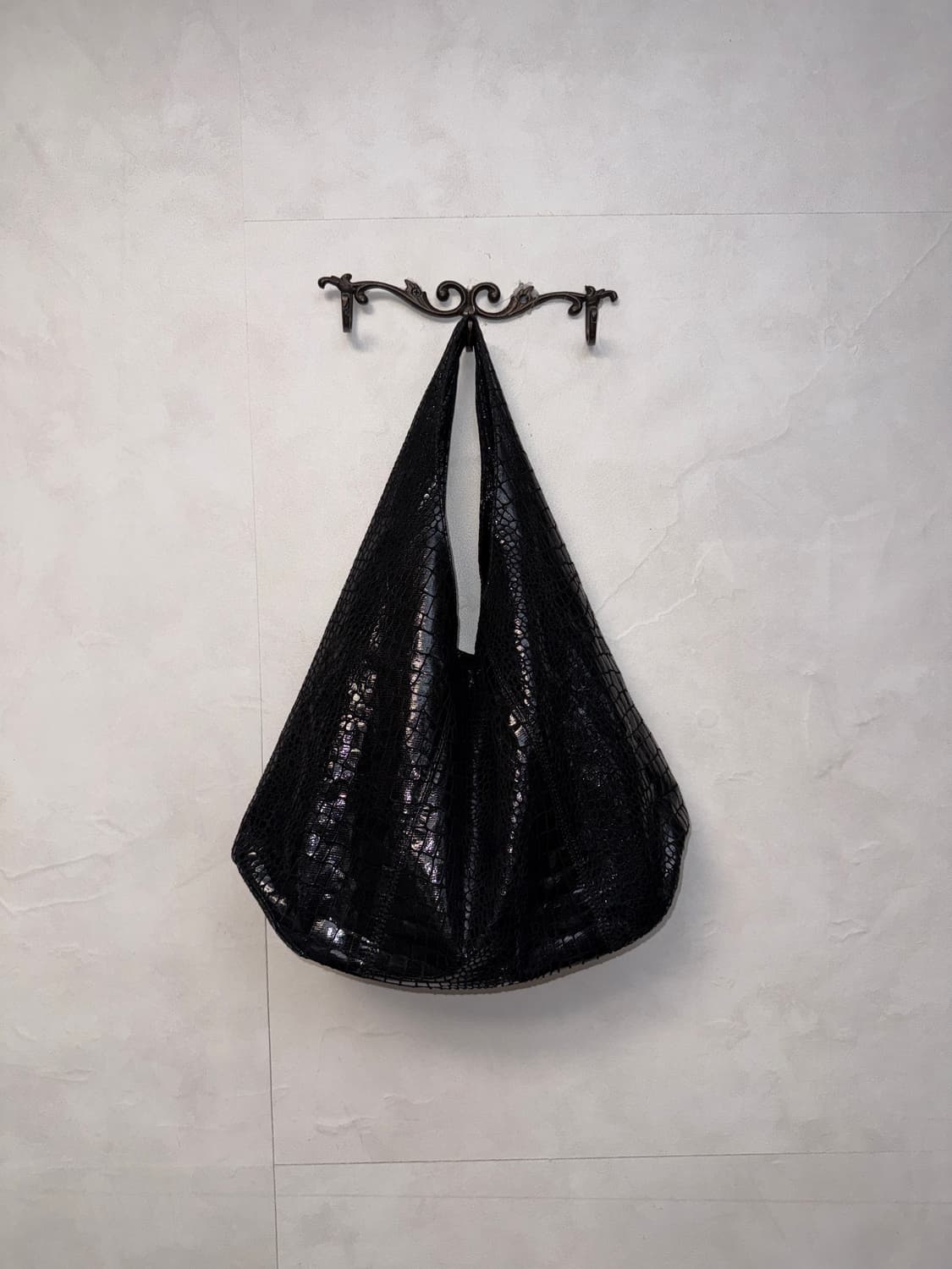 Black cracked python shopper bag  상품이미지1