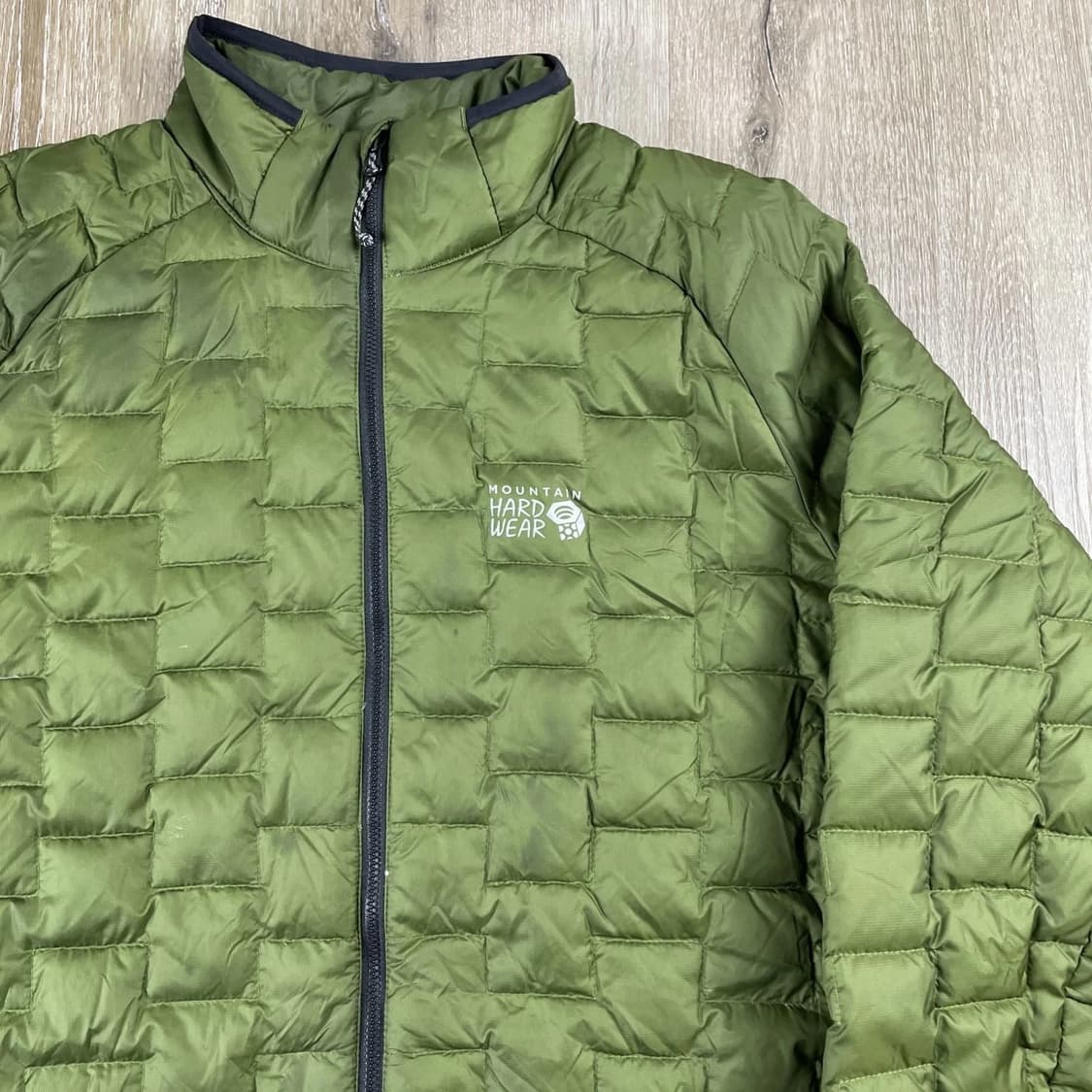 마운틴하드웨어 테메스칼보르즈 경량패딩 라이트 캑터스 상품이미지2