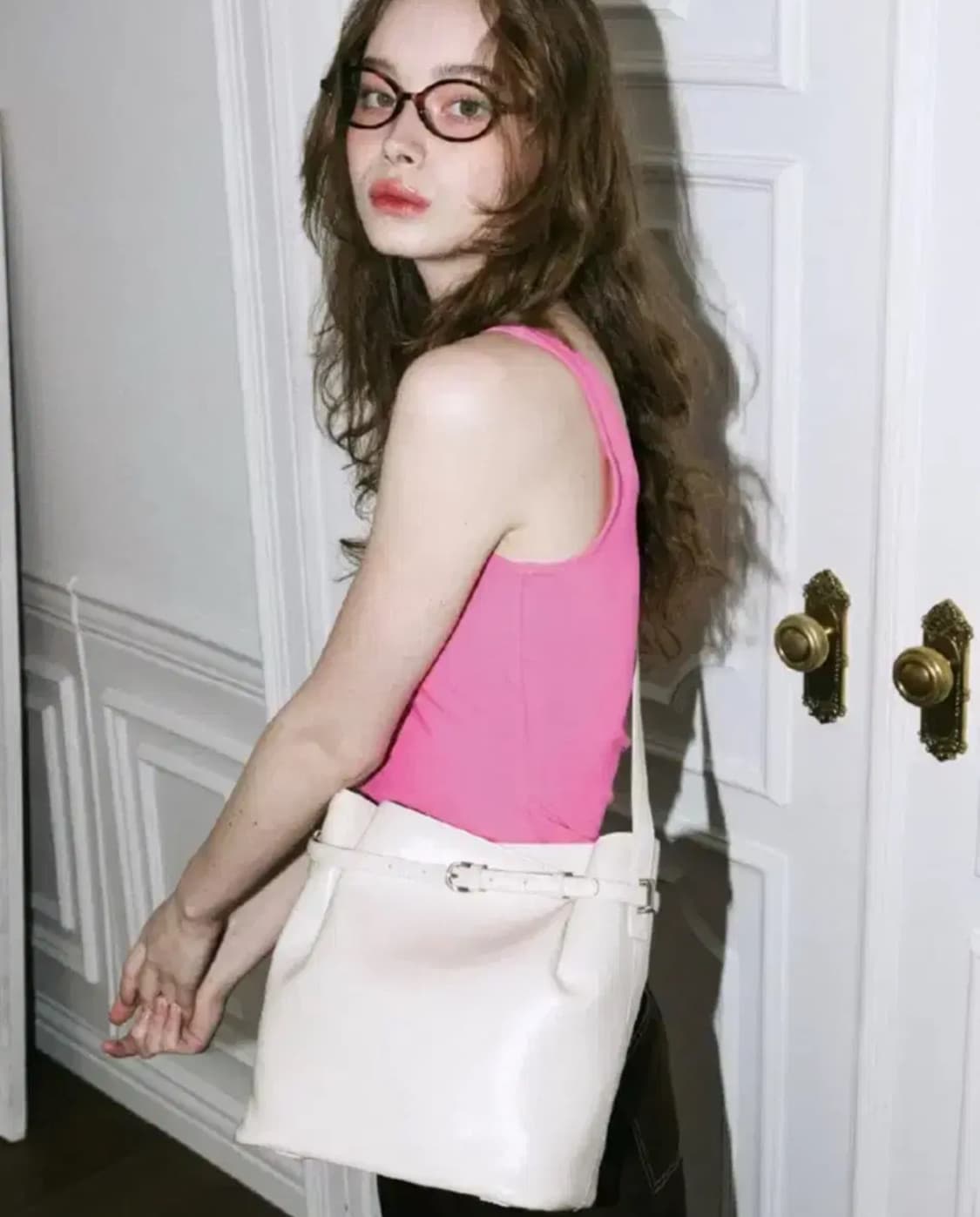 (새상품) 엘바테게브 멜로리라지 버킷백 페일스톤 상품이미지1