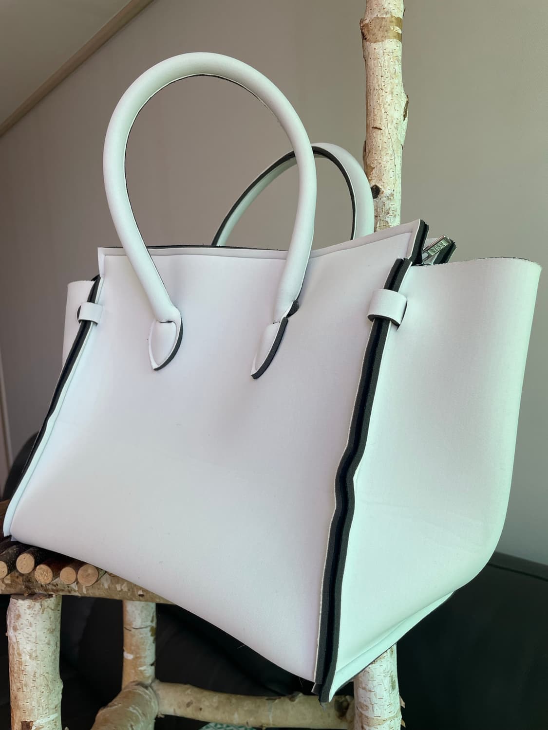 [Made in Italy] 세이브마이백 네오프렌 토트백 화이트 상품이미지3