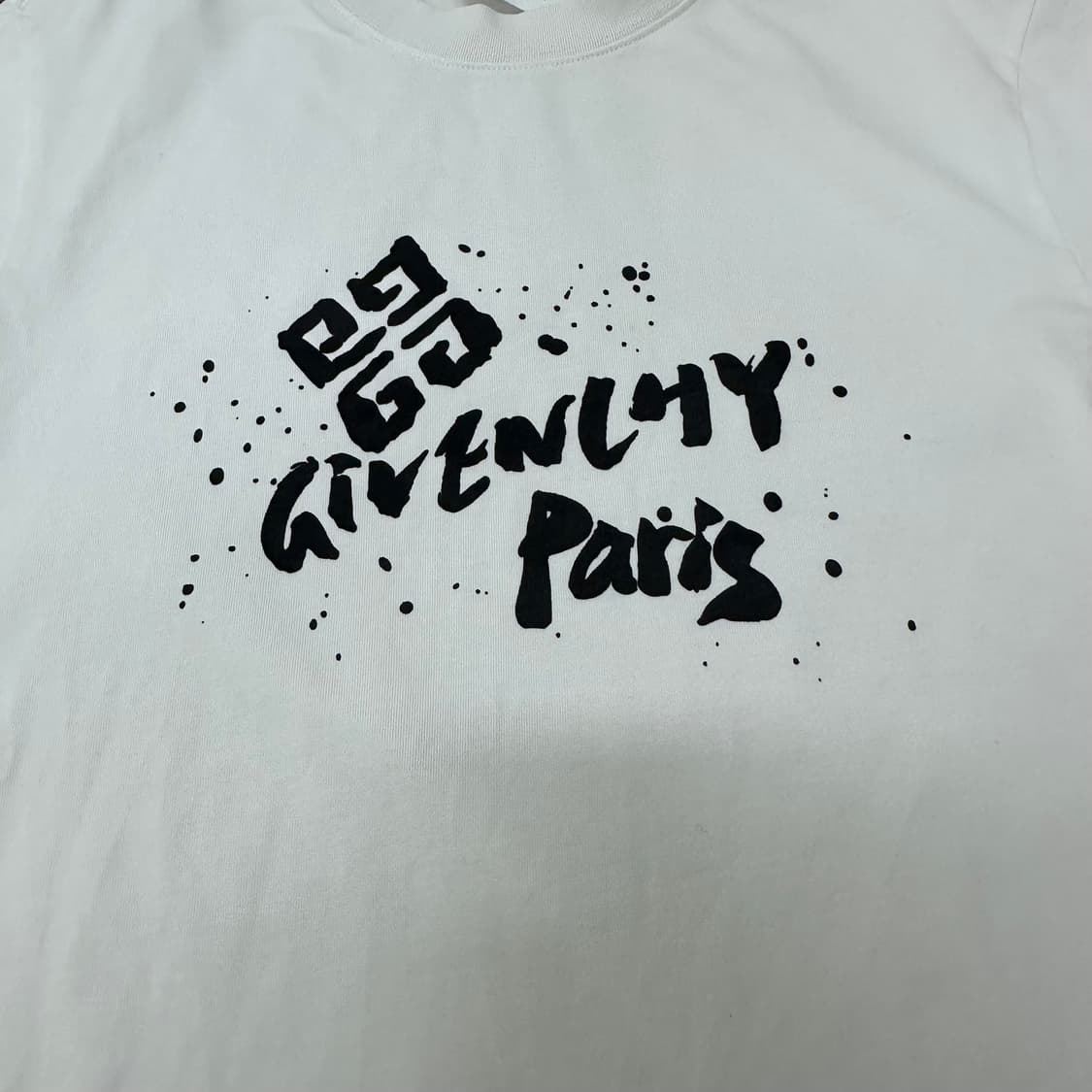 GIVENCHY 지방시 반팔티셔츠 M 상품이미지4