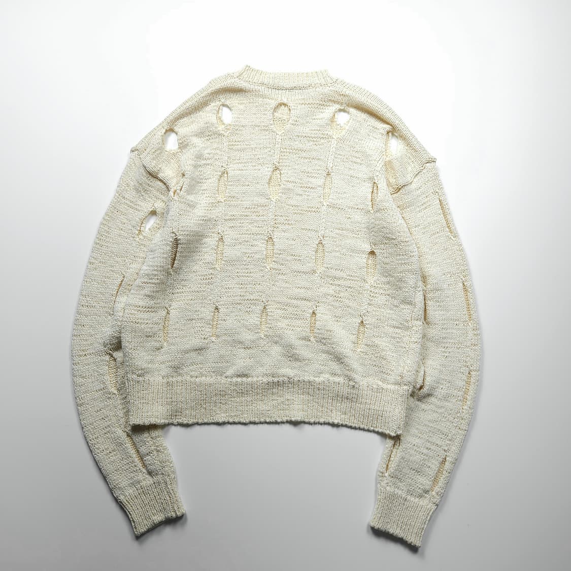 오픈와이와이 컷아웃 박시핏 스웨터 크림 (L) 상품이미지2