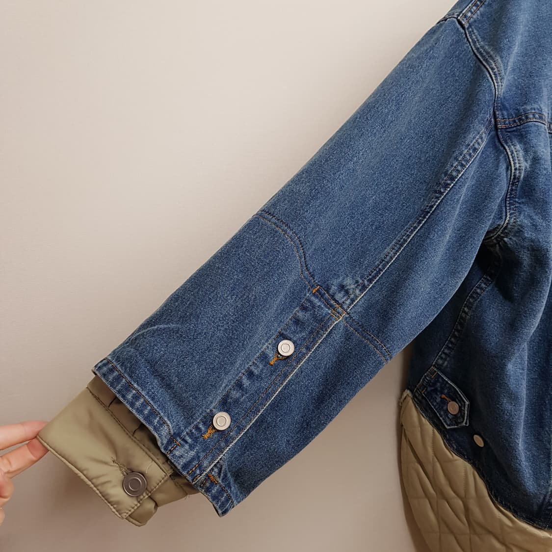 한섬 시스템 배색 퀼팅 오버핏 데님 자켓 82-94-160사이즈 상품이미지5