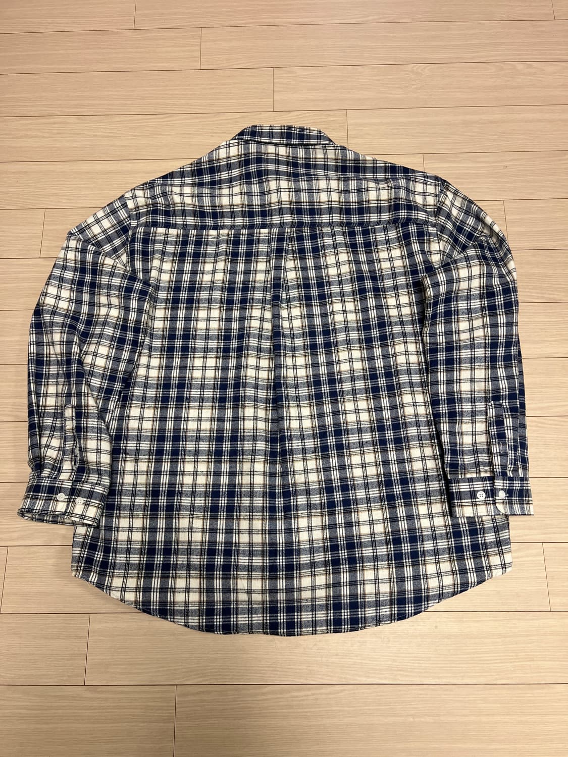 LE A 네이비 체크 오버핏 셔츠 상품이미지2