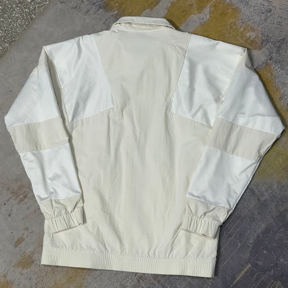 아디다스 이큅먼트 윈드브레이커 자켓 XL 상품이미지4