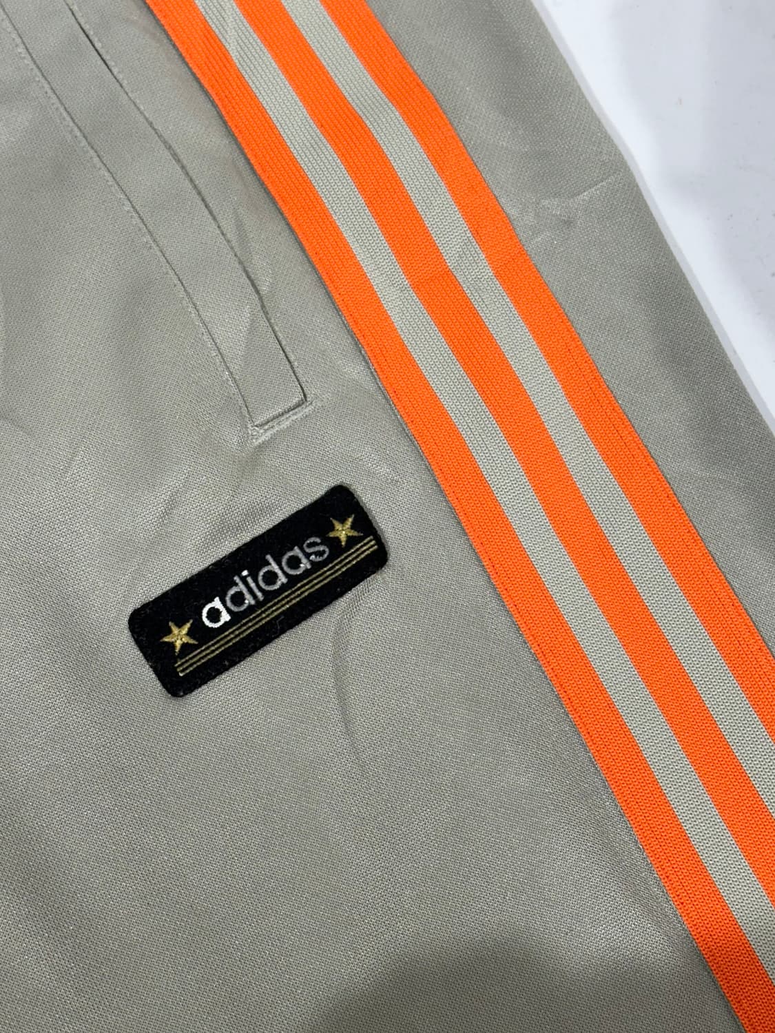 아디다스 카키 와이드 오렌지 사이드 라인 팬츠 S 상품이미지6