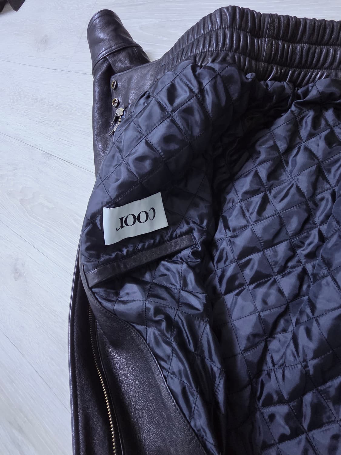 쿠어 베지터블 A-2레더자켓 M팝니다. 상품이미지2