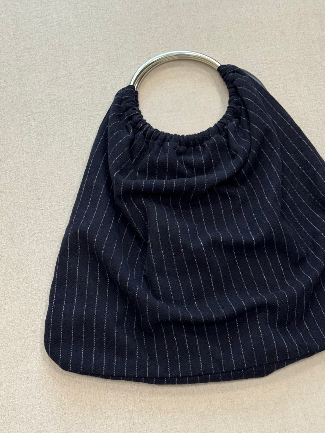 꼼데가르송 robe de chambre 스트라이프 울 링 핸들백 상품이미지2