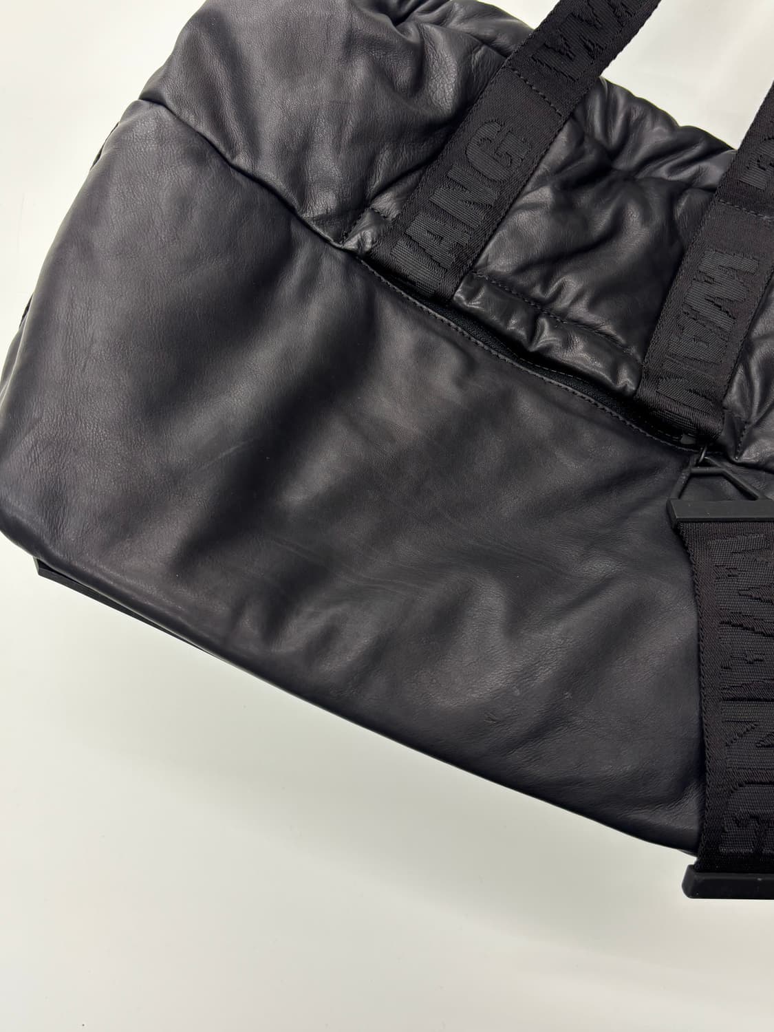 Alexanderwang 알렉산더왕Xh&m 레더 숄더백 상품이미지8