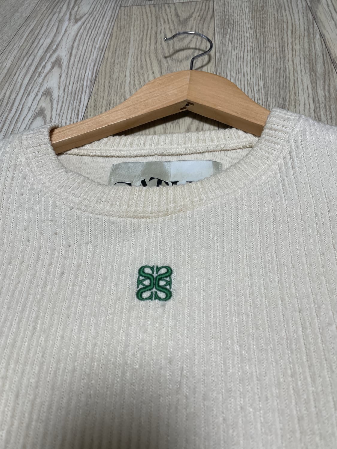 세터 니트 반팔 판매합니다. 상품이미지3