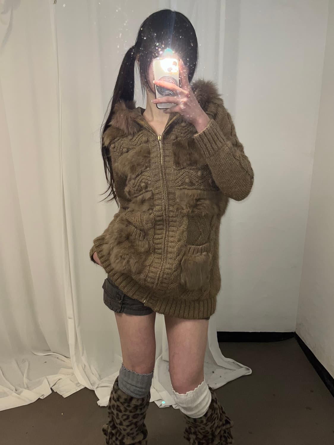 베이지 래빗퍼 트리밍 울프죠 니트 후드집업 상품이미지1