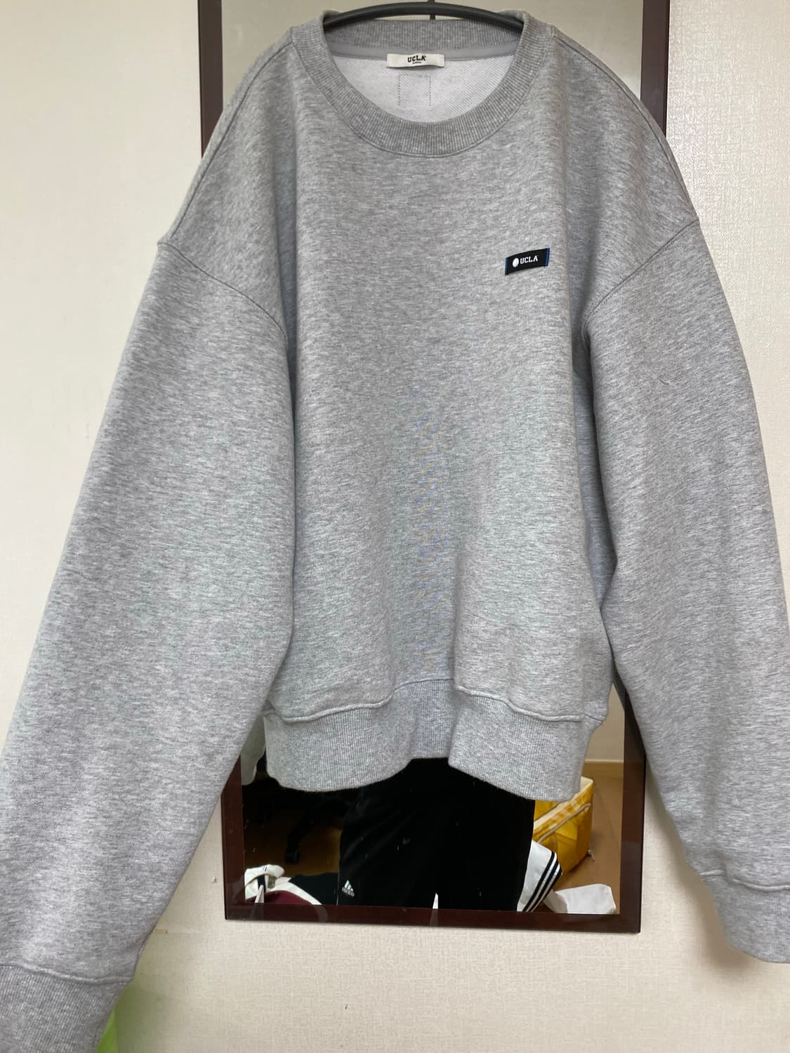 UCLA 크롭 맨투맨 상품이미지7