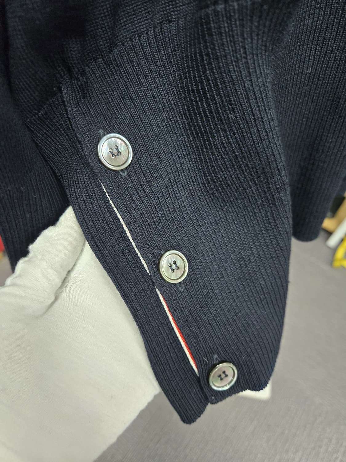 [A급컨디션]톰브라운 밀라노 니트 상품이미지9