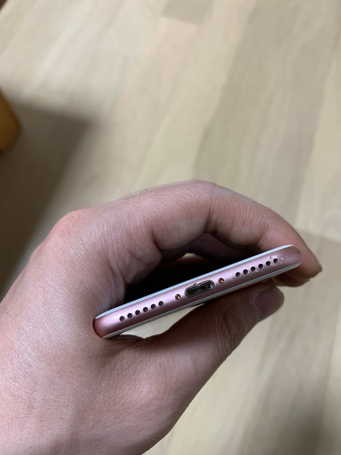 아이폰7로골32GB팔아요 상품이미지9