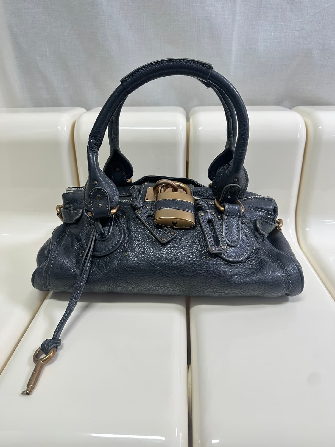 [A+ 정품] 끌로에 패딩턴백 다크그레이  상품이미지6