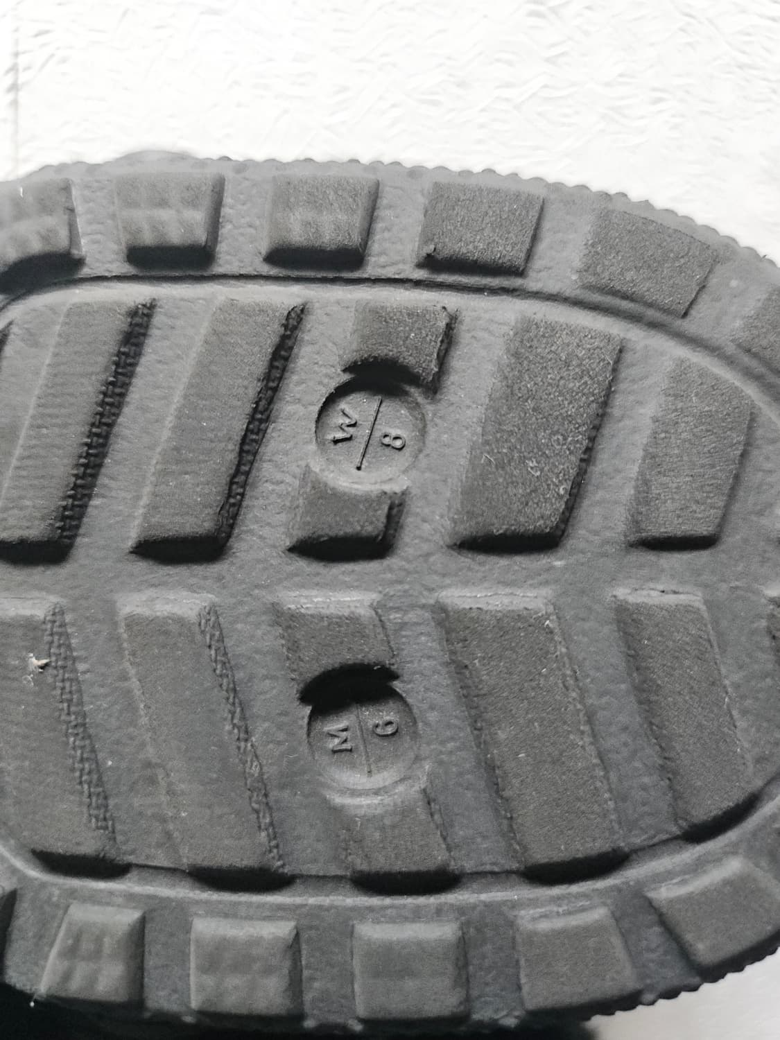 크록스 CROCS 클래식 퍼 슈어 클로그 블랙m6w8 상품이미지9