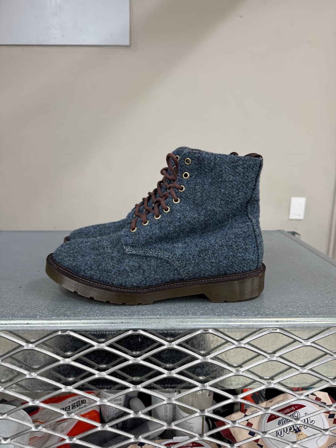 닥터마틴 X 헤리스트위드 부츠 UK7 상품이미지1