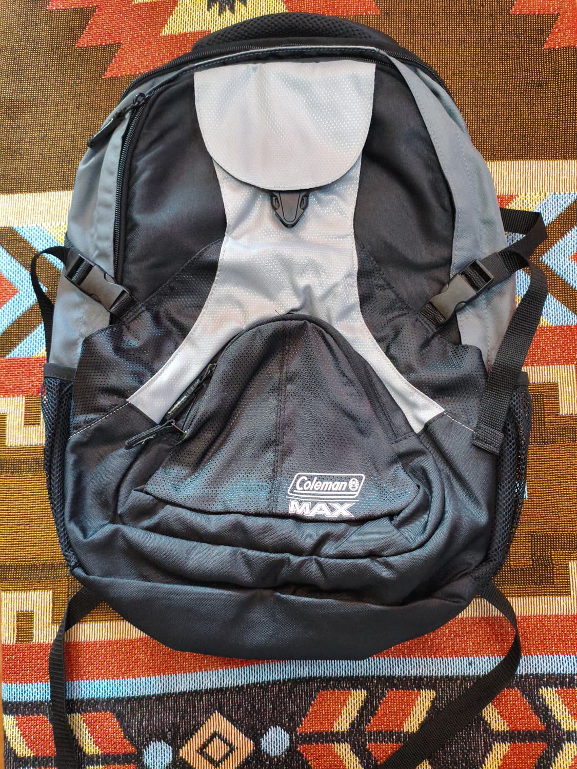 콜맨 맥스 백팩 판매합니다 상태 깨끗합니다 상품이미지1
