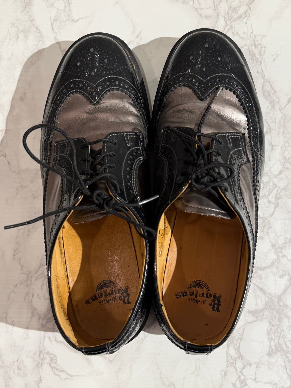 Dr.Martens 닥터마틴 윙팁 브로그 로우 로퍼 UK9 상품이미지2