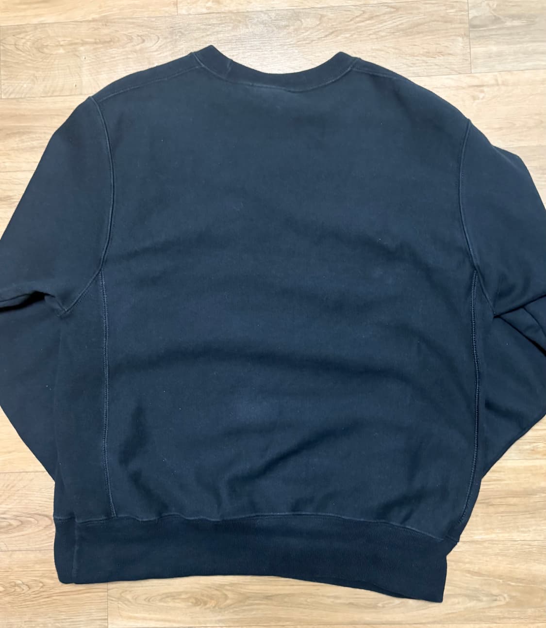 챔피온 빅로고 맨투맨 블랙 상품이미지3