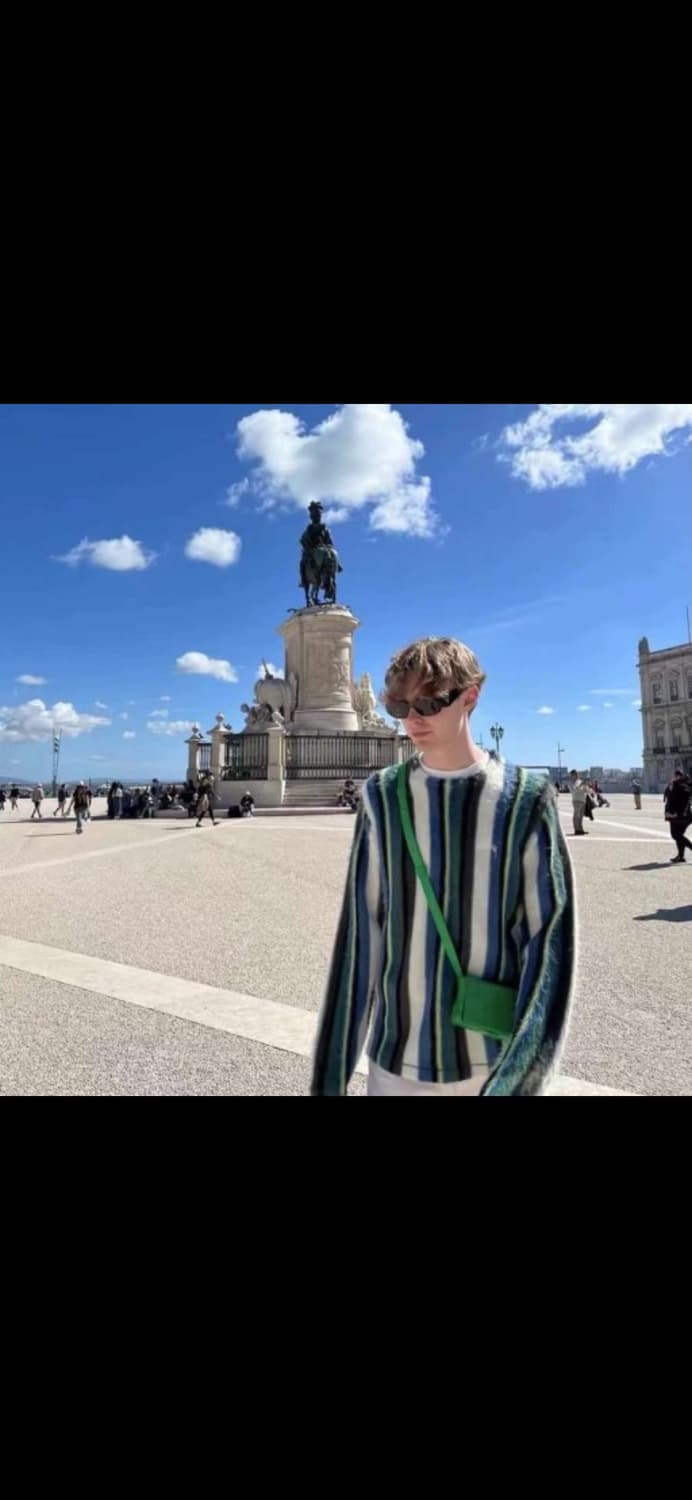 스투시 버티칼 스트라이프 크루넥 니트 상품이미지1