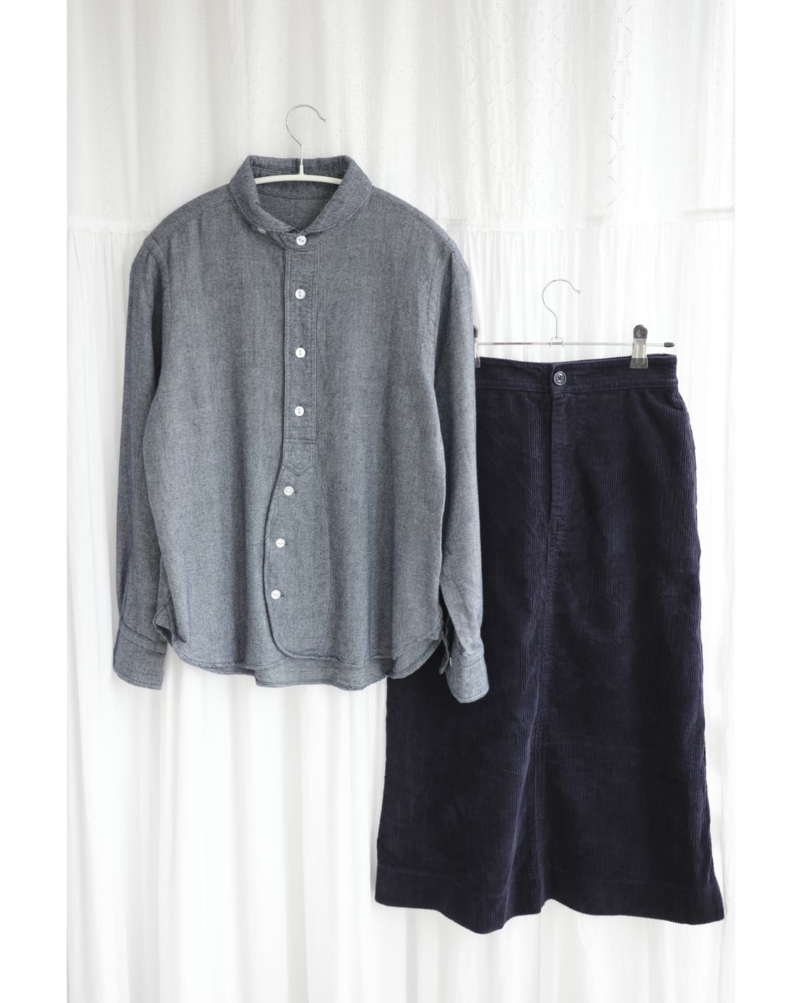 Bouncy bond round shirts 상품이미지3