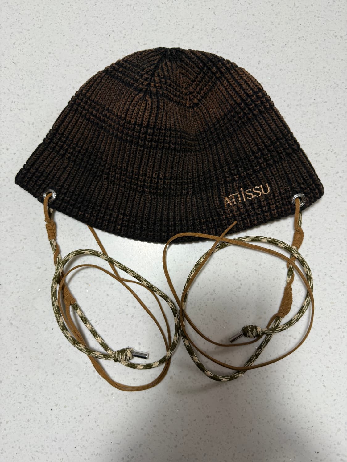 어티슈 팔콘 비니 브라운 상품이미지1