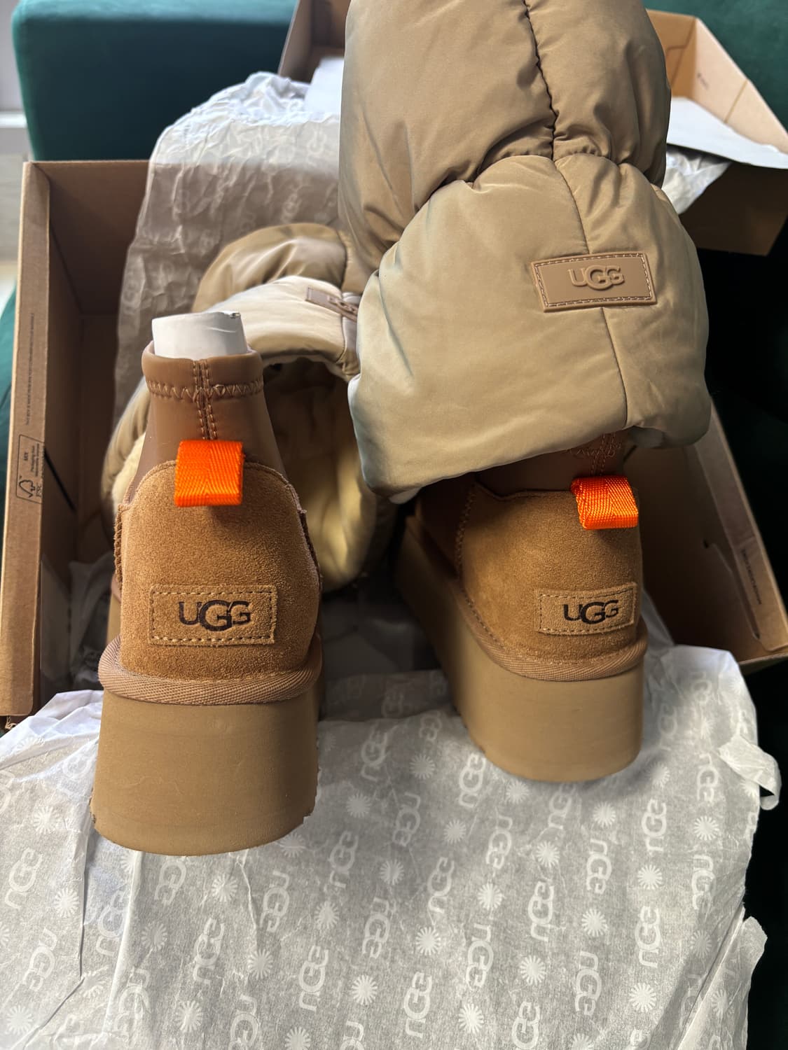 새상품) 어그 디퍼 푸퍼 상품이미지5