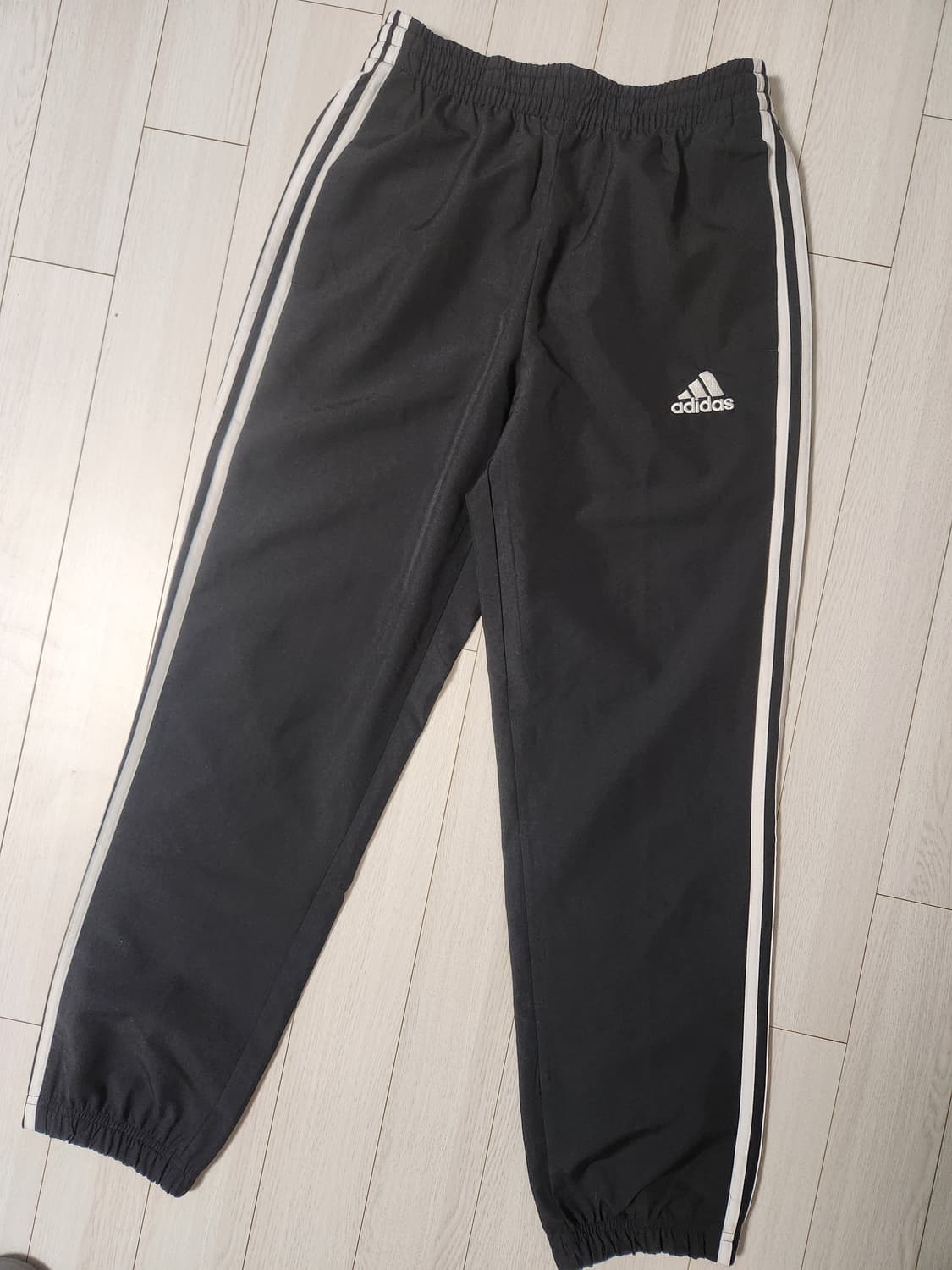 아디다스 트레이닝 우븐 조거 팬츠 M 3S TT TS 사이즈L 

얇은  상품이미지1