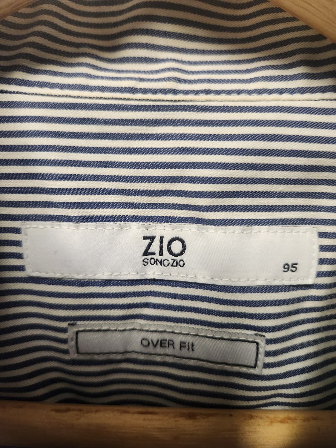 지오송지오 등판자수 오버핏 스트라이프 셔츠 95 상품이미지3