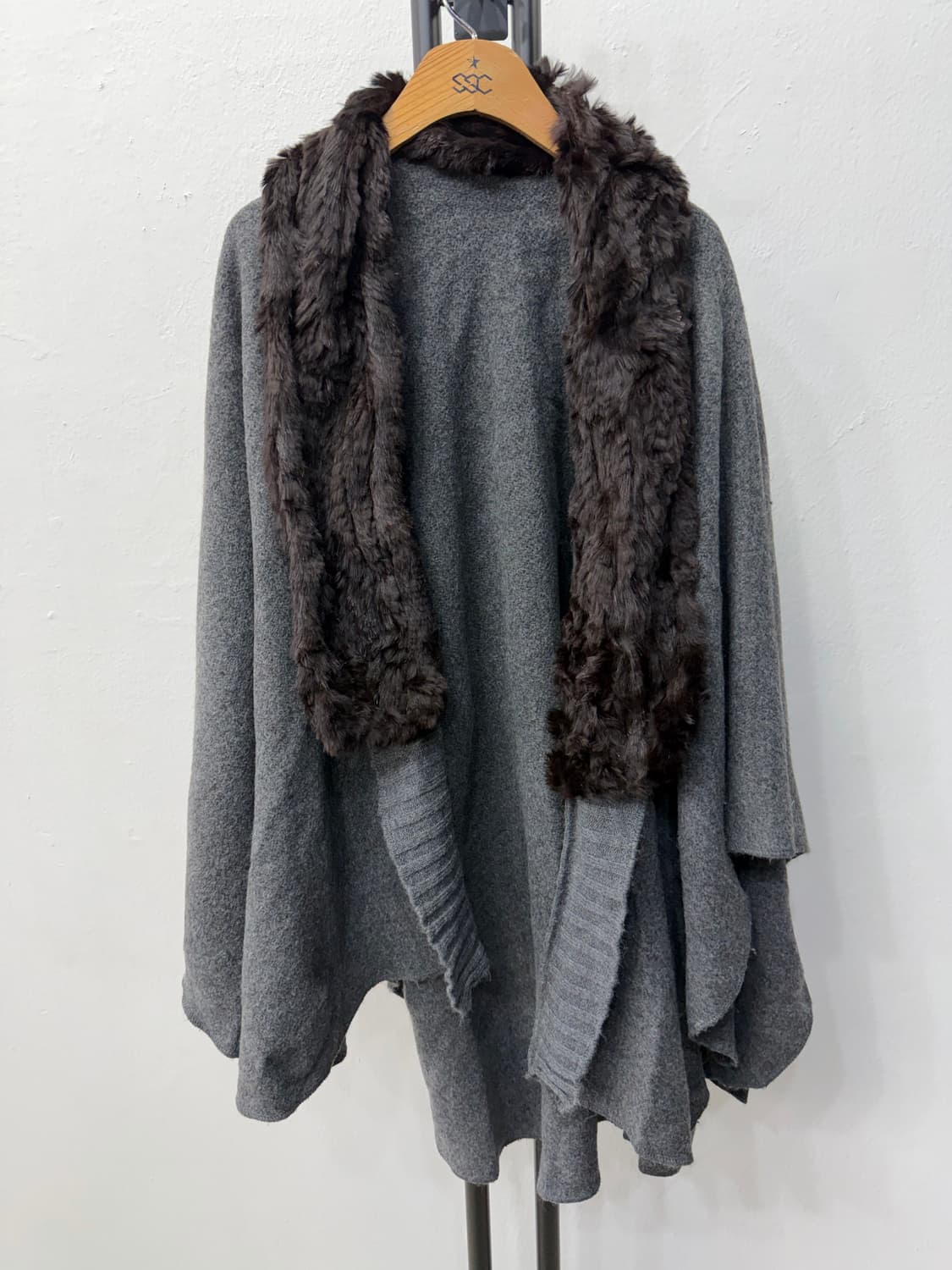 정품) 이브살로몬 여성 넥 워머 스카프 가디건  상품이미지1