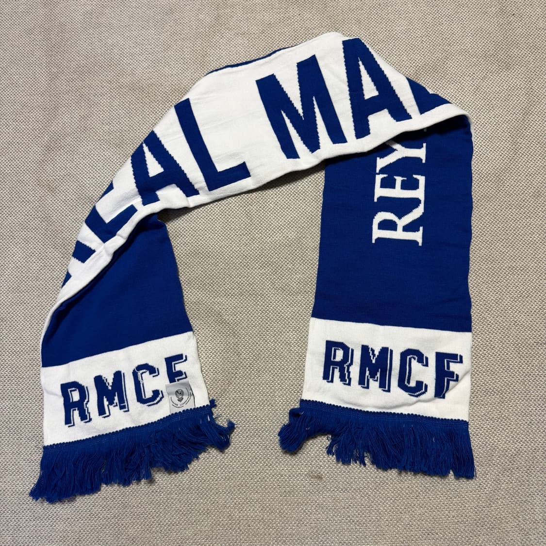 레알 마드리드 머플러 상품이미지2