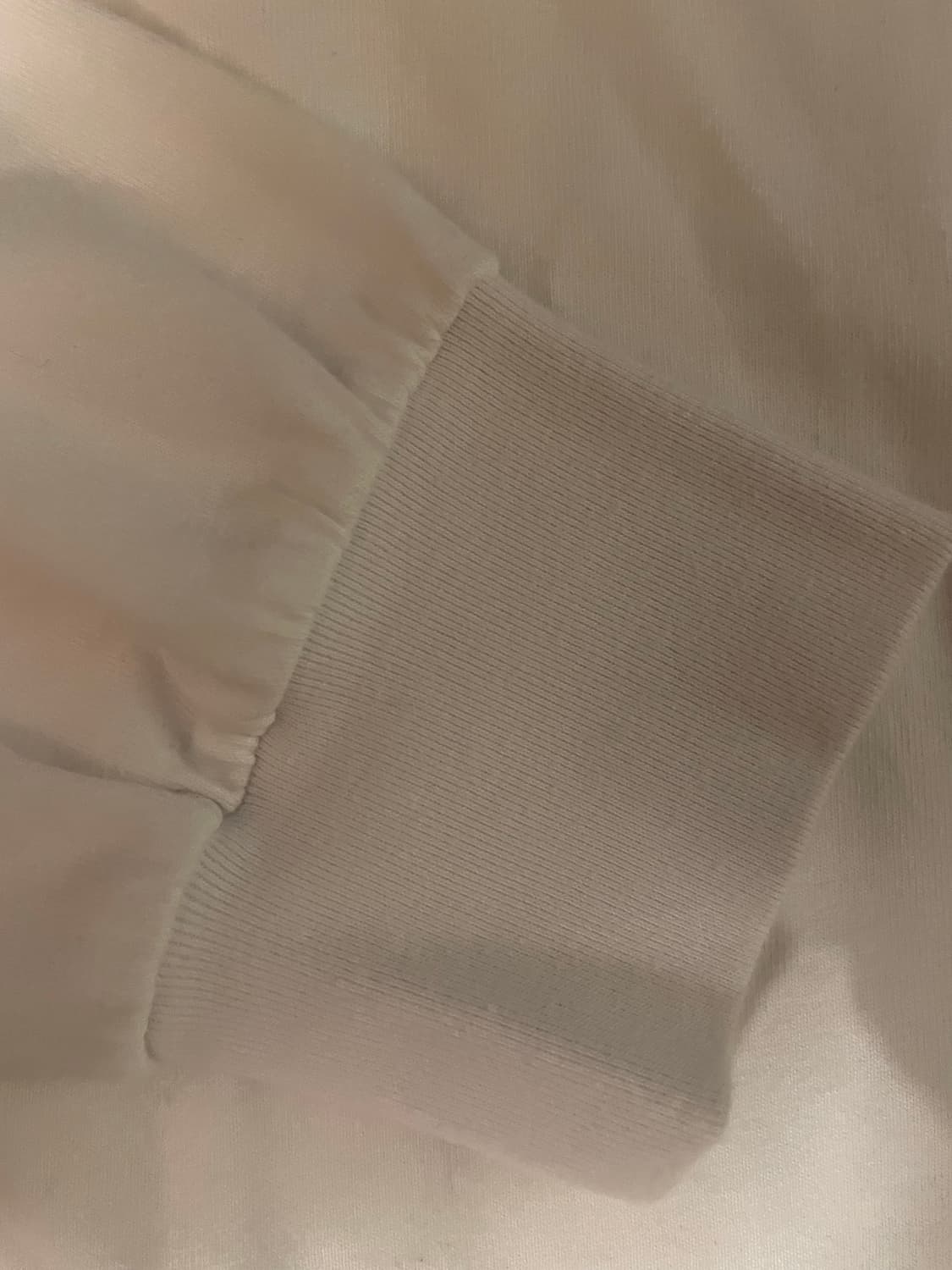 thisisneverthat 디스이즈네버댓 흰색 긴팔 m사이즈 판매합니다 상품이미지6