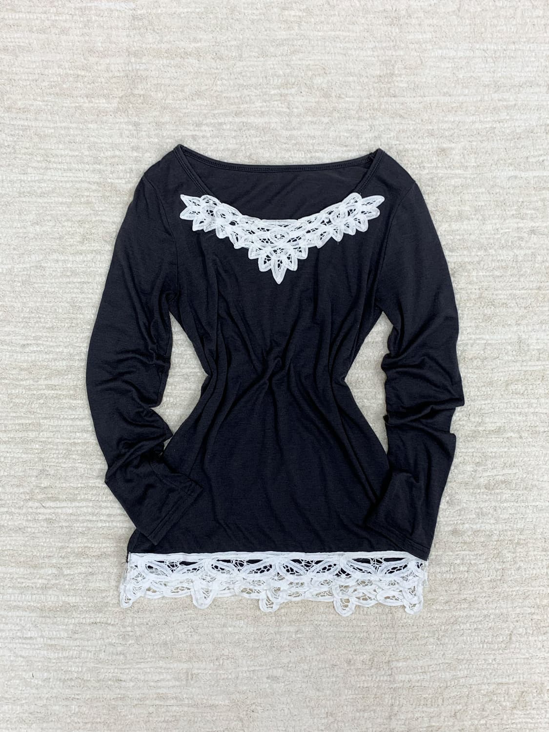 Charcoal Lace Long Sleeve Top 상품이미지1