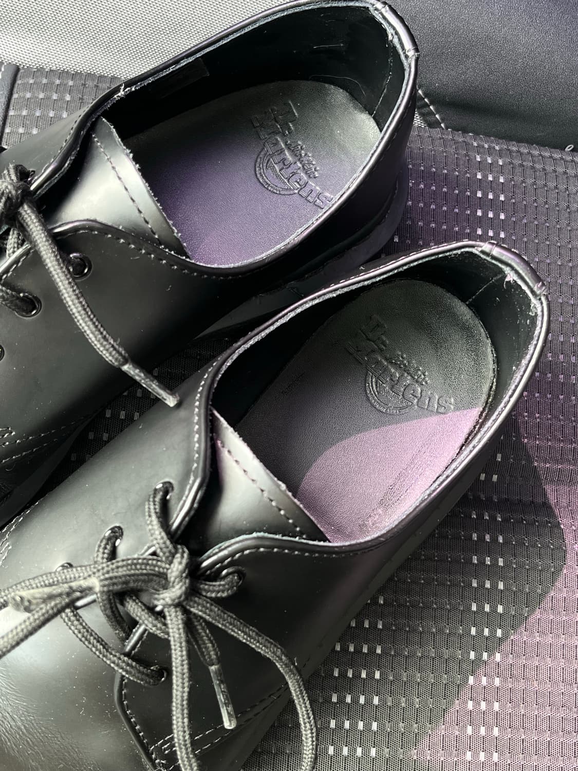 닥터마틴 모노블랙 uk 9 3홀 ( 275-280 ) 상품이미지6