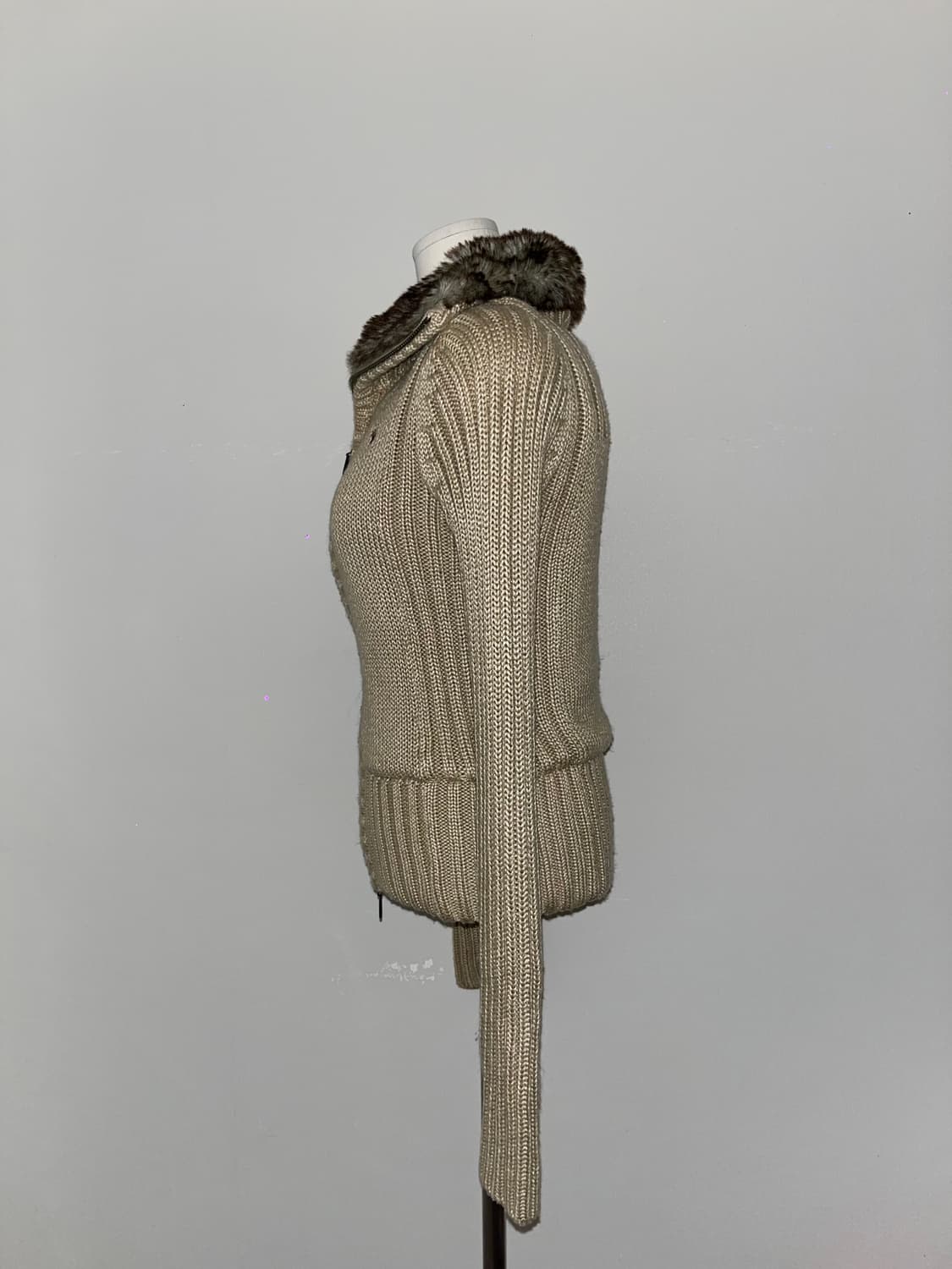  Abercrombie beige Knit 상품이미지7