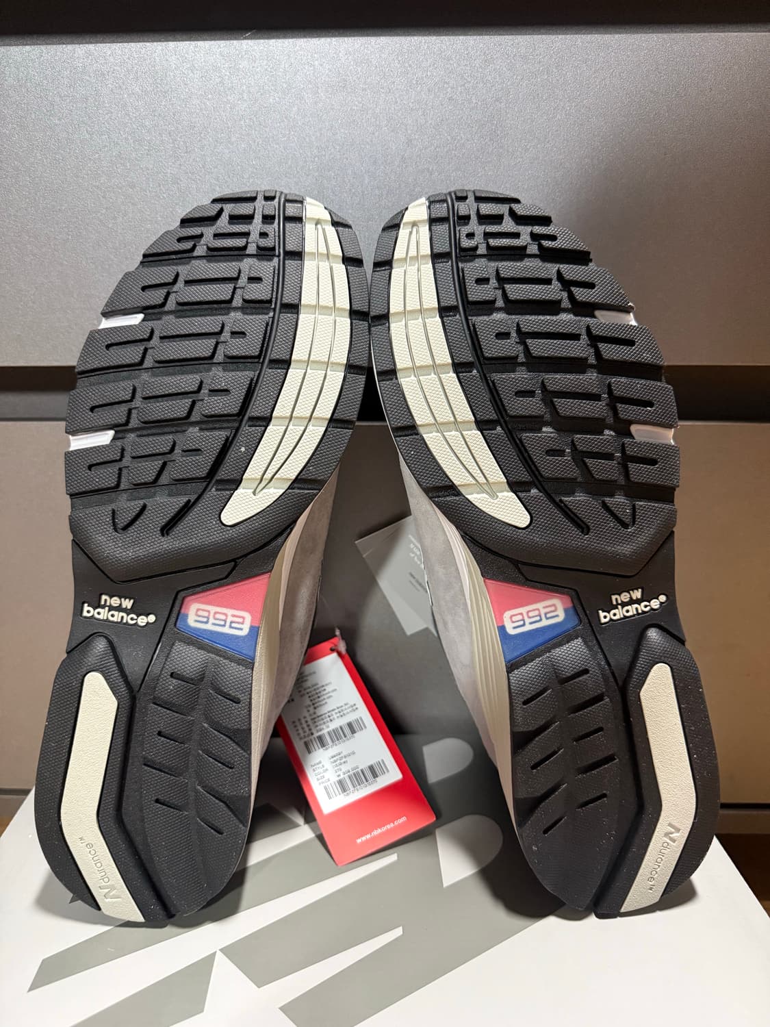 뉴발란스 U992GY (270) 상품이미지8